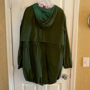 Old navy windbreaker